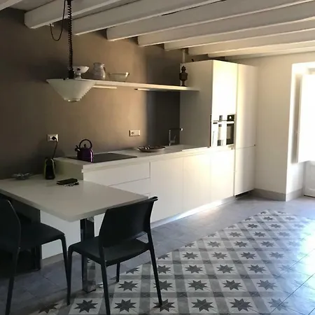Apartamento Saraceni 20 *