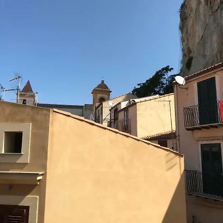 Apartamento Saraceni 20 *