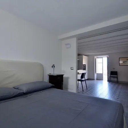 Saraceni 20 Apartamento *