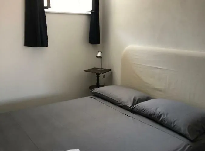 Saraceni 20 アパート