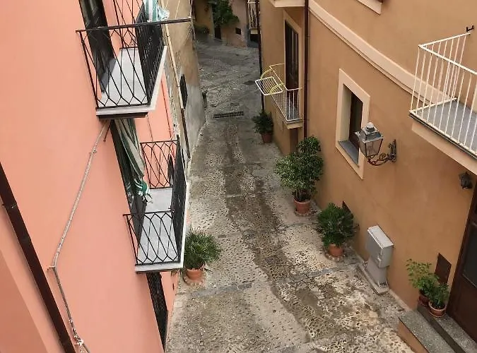 Апартаменты Saraceni 20 *